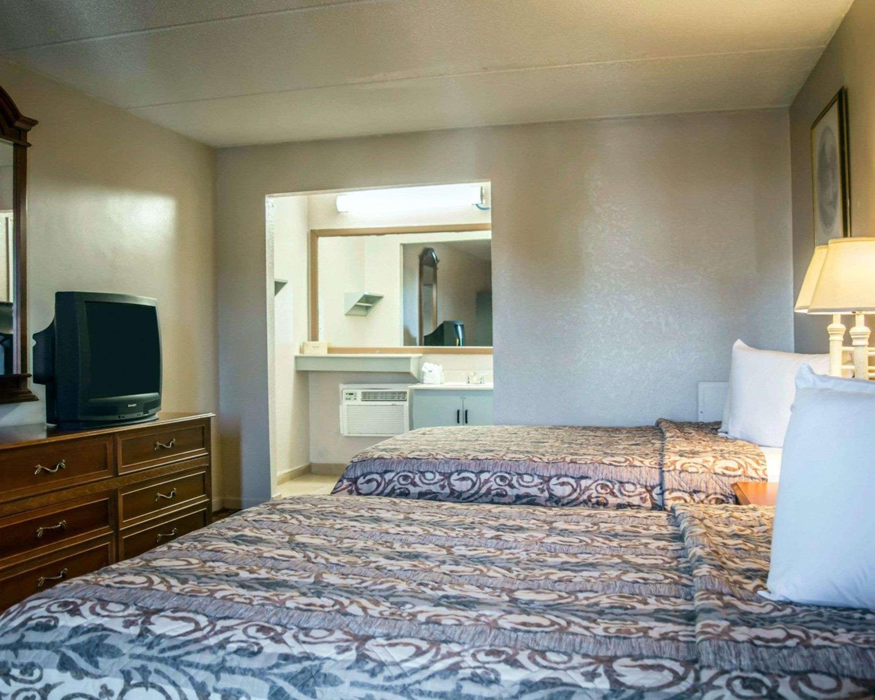 Rodeway Inn Clearwater-Dunedin Zewnętrze zdjęcie