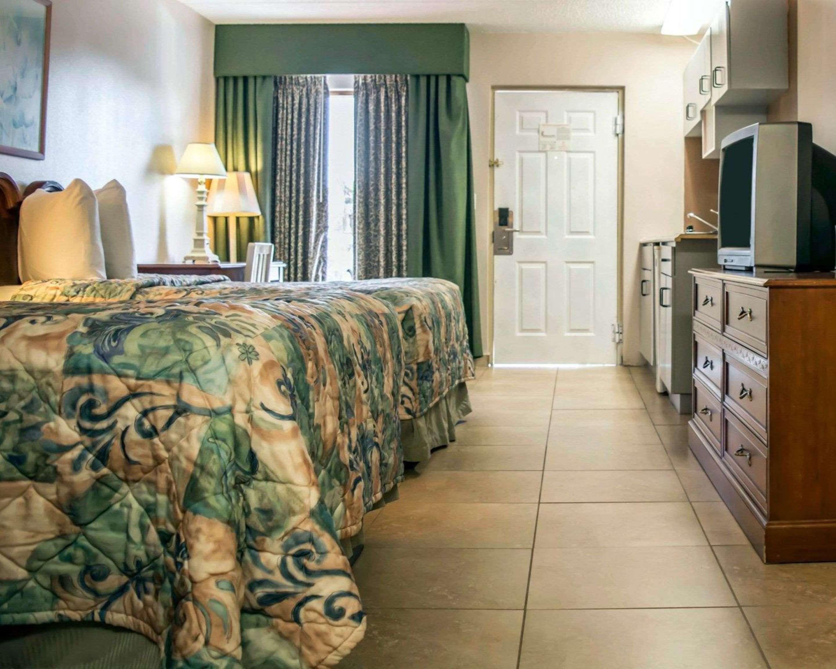 Rodeway Inn Clearwater-Dunedin Zewnętrze zdjęcie