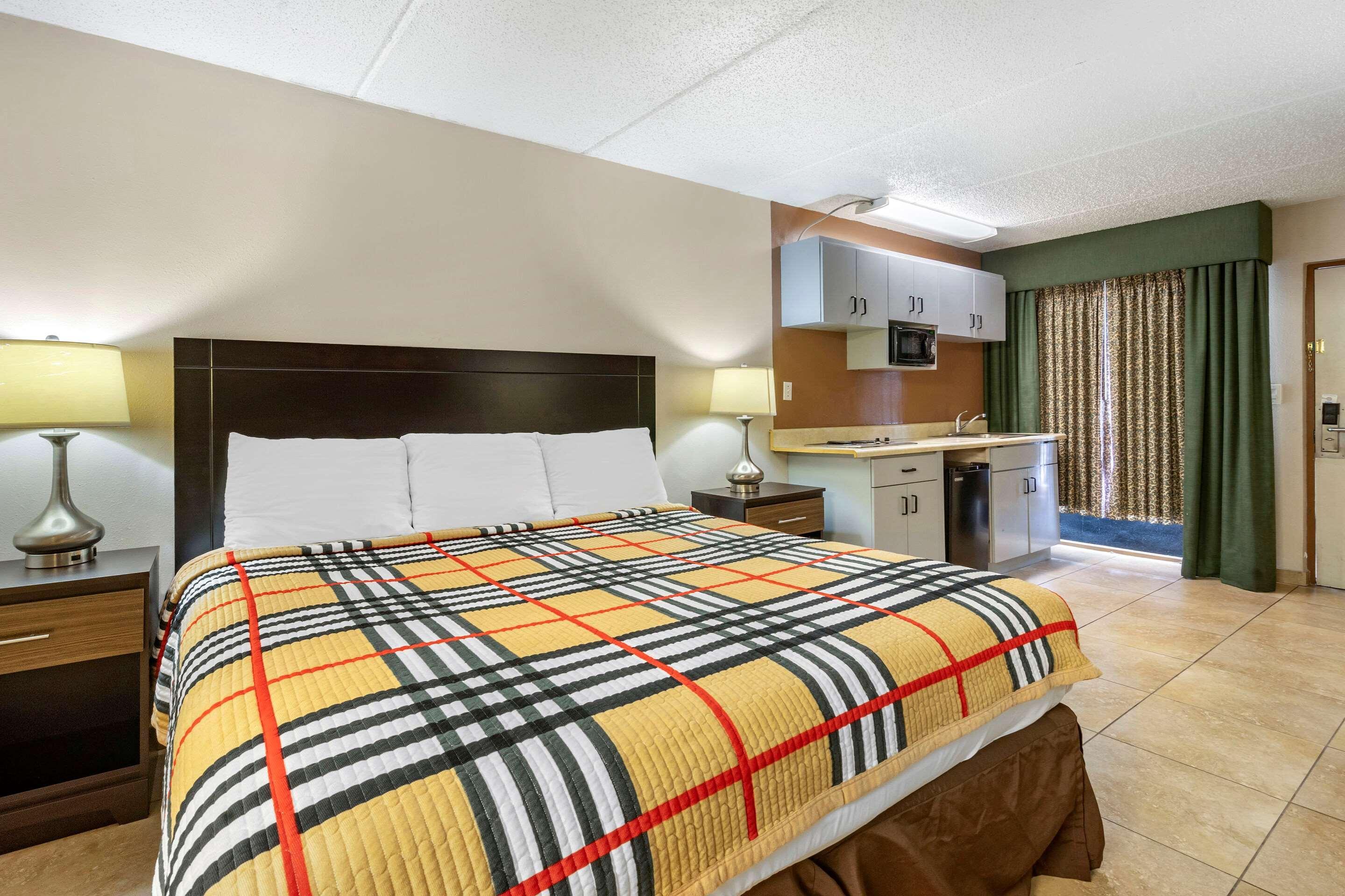 Rodeway Inn Clearwater-Dunedin Zewnętrze zdjęcie