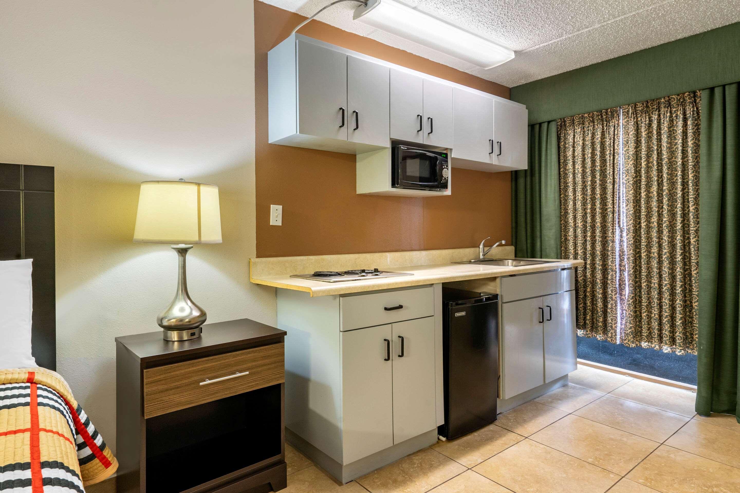 Rodeway Inn Clearwater-Dunedin Zewnętrze zdjęcie