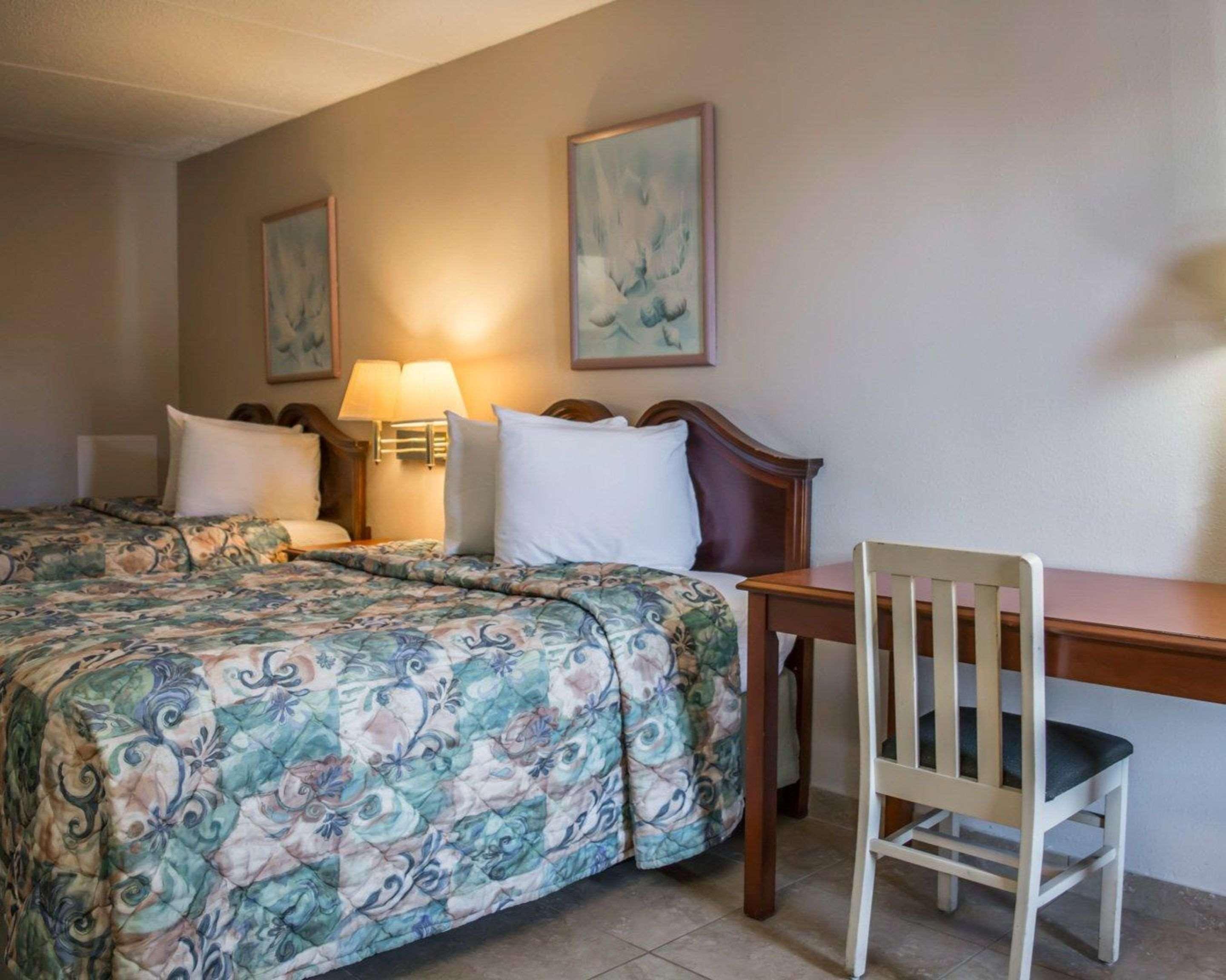 Rodeway Inn Clearwater-Dunedin Zewnętrze zdjęcie